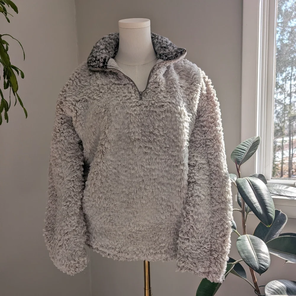 Thread & Supply Gray Ivory Quarter-Zip Sherpa Pullover S